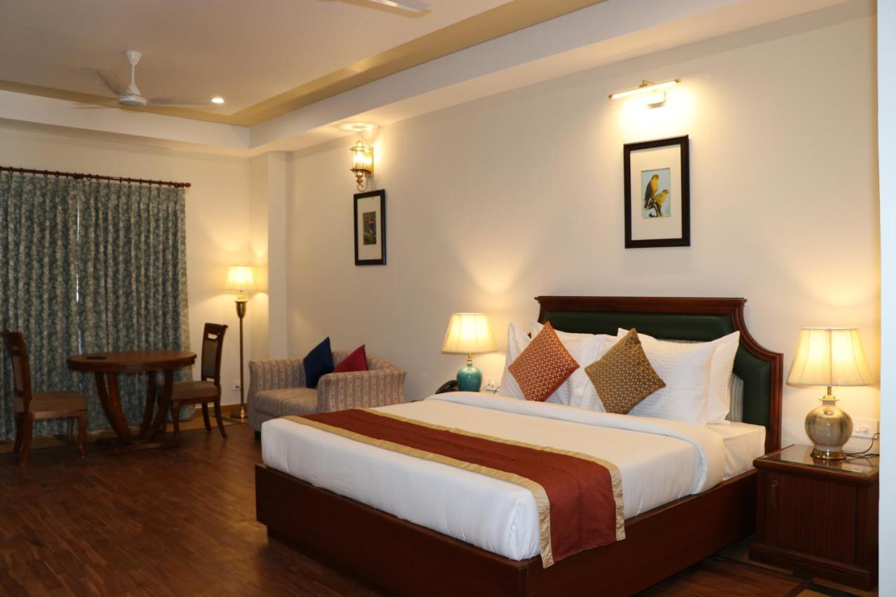 Royale De' Casa Resort Kaziranga Exterior photo