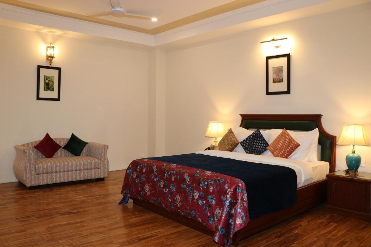 Royale De' Casa Resort Kaziranga Exterior photo