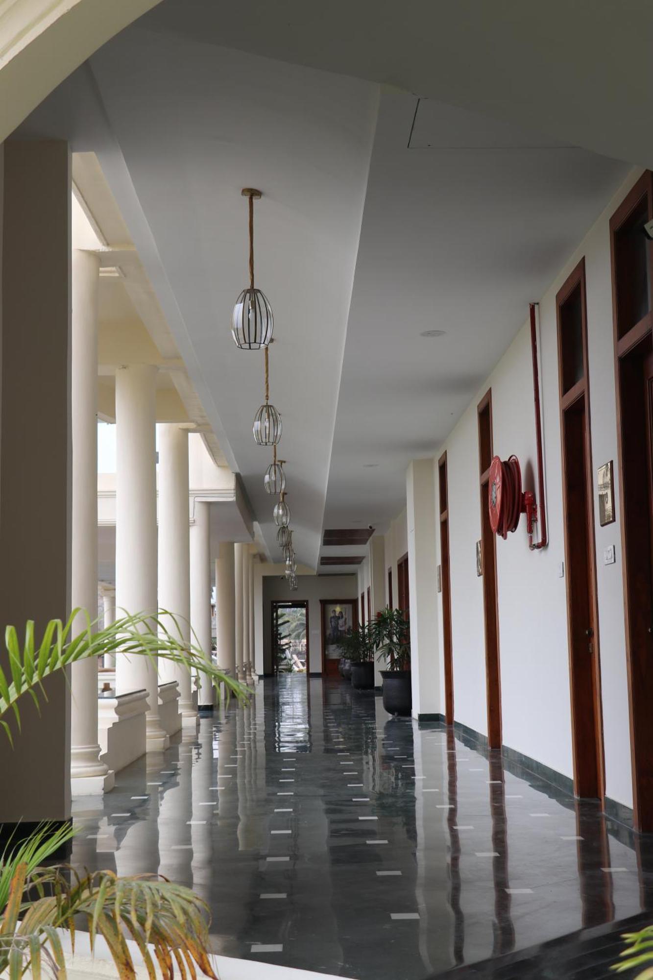 Royale De' Casa Resort Kaziranga Exterior photo