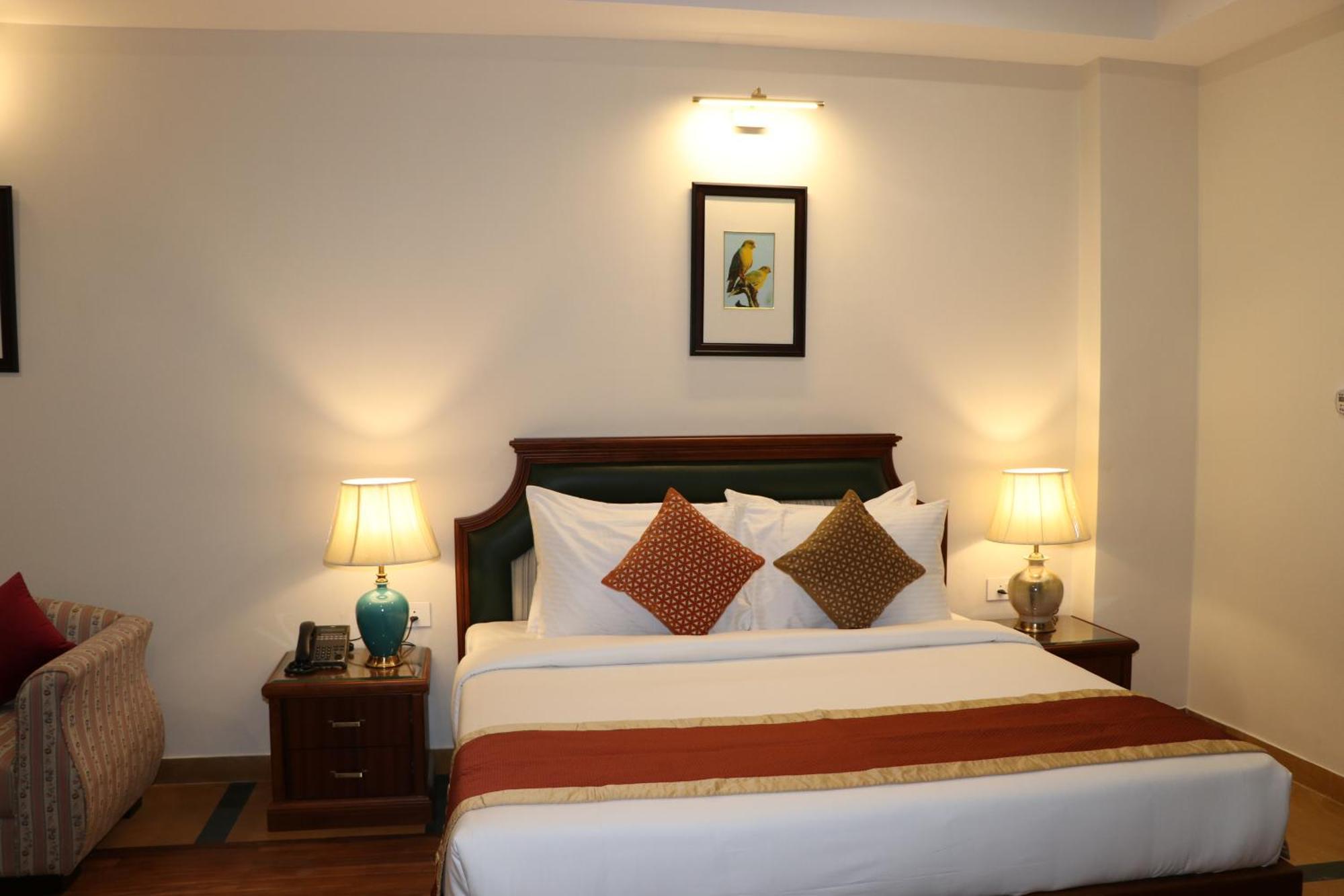 Royale De' Casa Resort Kaziranga Exterior photo